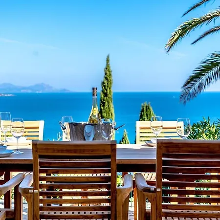 Vila Superb Villa, Incredible Sea View Heated Swim Pool Sainte-Maxime