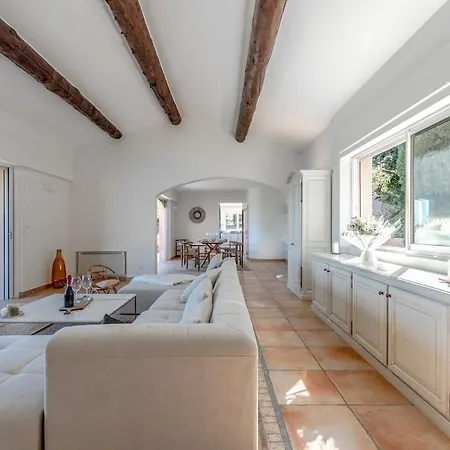 Superb Villa, Incredible Sea View Heated Swim Pool *