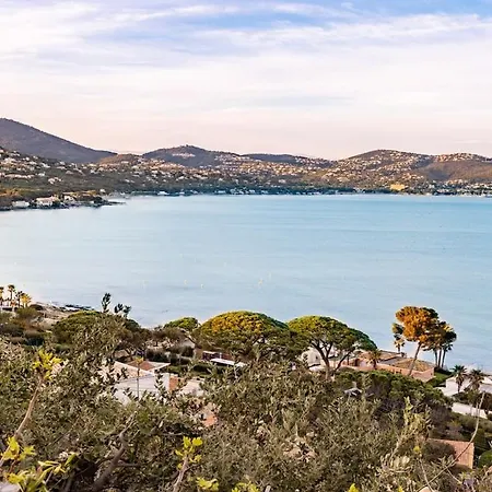 Willa Superb Villa, Incredible Sea View Heated Swim Pool Sainte-Maxime