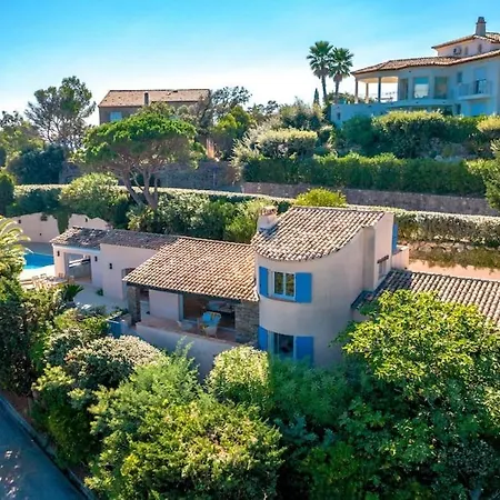 Vila Superb Villa, Incredible Sea View Heated Swim Pool