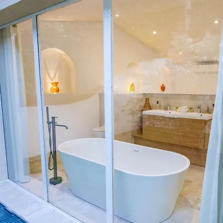 Superb Villa, Incredible Sea View Heated Swim Pool Willa *