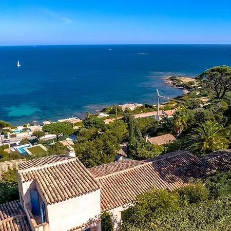 Vila Superb Villa, Incredible Sea View Heated Swim Pool *