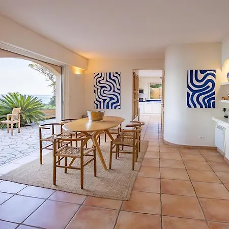 Villa Superb Villa, Incredible Sea View Heated Swim Pool *